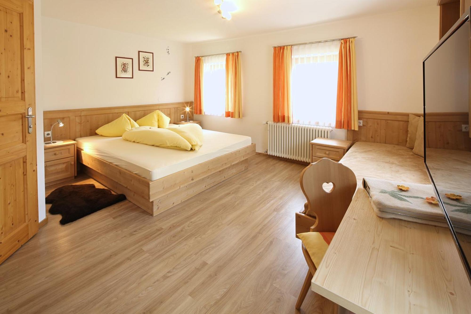 Obersanterhof Villa Sesto Kültér fotó